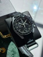 Moonswatch BIOCERAMIC Mission to the Moon Watch - Image 7